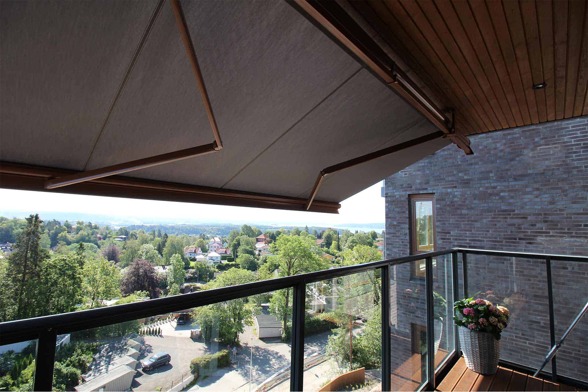 Terrassemarkise på balkong